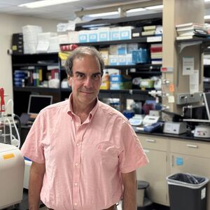 Marcelo Nobrega in his lab
